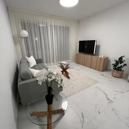 New And Luxurious In Gravedona