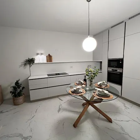 New And Luxurious In Appartamento