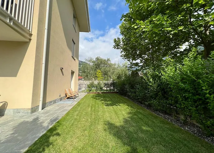 Διαμέρισμα New And Luxurious In Gravedona