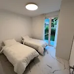 Διαμέρισμα New And Luxurious In Gravedona
