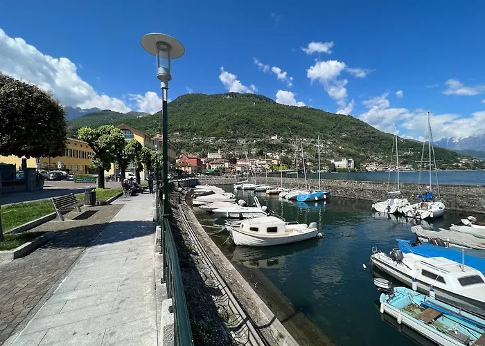 New And Luxurious In 公寓 赫拉弗多纳