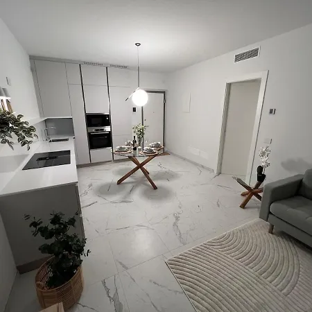 New And Luxurious In * גראבדונה