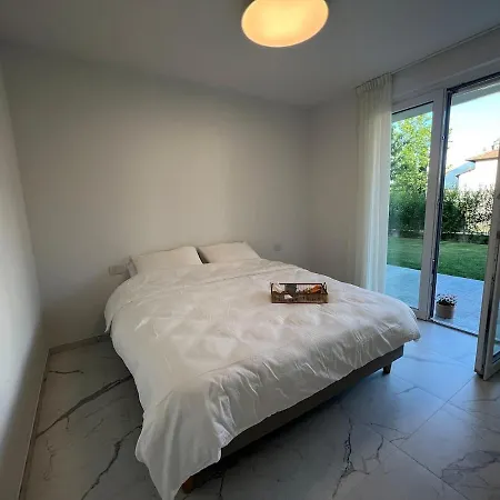 דירה New And Luxurious In *