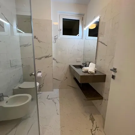 דירה New And Luxurious In גראבדונה